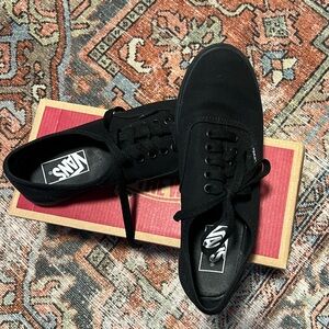 All Black Vans Authentic Lo Pro